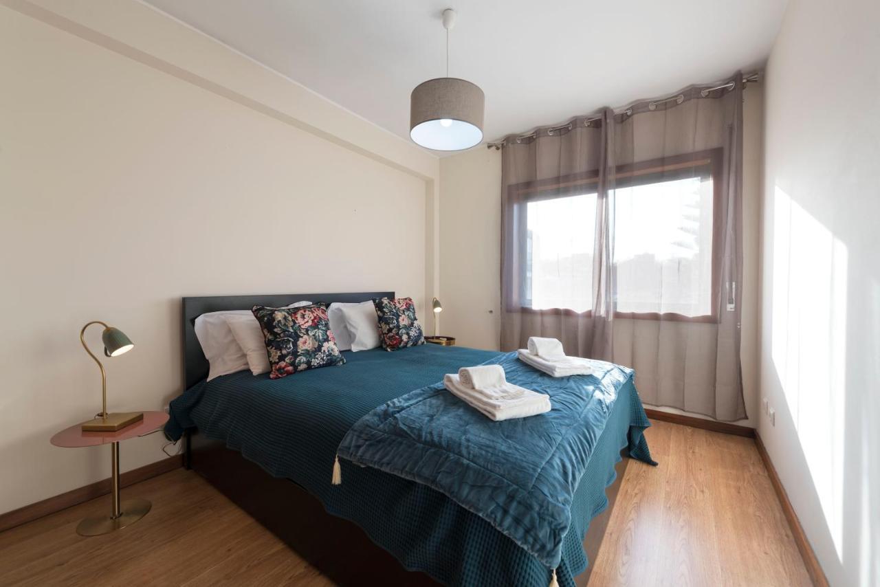 Lovelystay - Homey Feeling Flat W/ Free Parking Porto Eksteriør bilde