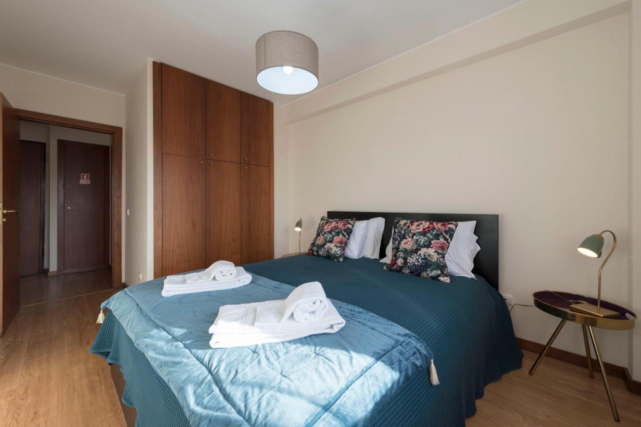 Lovelystay - Homey Feeling Flat W/ Free Parking Porto Eksteriør bilde